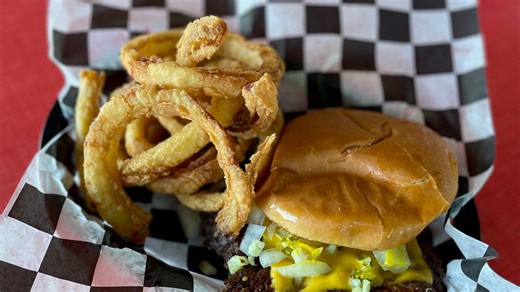 Burgers, Italian beefs and more: Top 5 sandwiches around Springfield