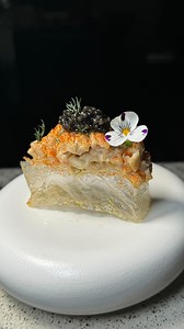 Prawn Toast - 🦐 🍞 but an elevated molecular way Crystal Bread - transparent King Prawn Miso Beurre blanc Champagne Vinegar Oscetra Caviar Togarashi I love prawn toast, I love reinventing a dish and taking it to another level especially when great ingredients are available. Skull Island King Prawn, Oscetra Caviar from @belugacaviar_au - 🩵 and of course my delicious miso beurre blanc with champagne vinegar. Recipe available soon! #prawn #shrimp #prawntoast #crystal #crystalbread #moleculargastr