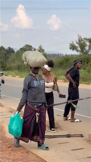 Building a wooden cabin alone (start to complete)