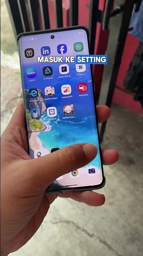 😲 MOTOROLA PHONES TURN OUT TO HAVE ADS!!??