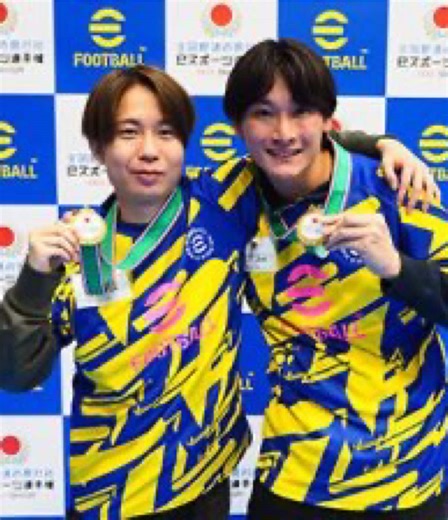 イーフト日本一の最強コンビ優勝