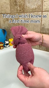 470K views · 1.9K reactions |  Oatmeal baths can help sooth irritated skin! Great for babies, toddler and adults too! #eczema #momlife #skincare #tipsandtricks #lifehacks | Jeff & Lauren | Facebook