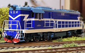 东风7C型 内燃机车(DF7C)