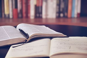 48 Contoh Kalimat Simple Past Tense dan Rumusnya, Terlengkap! - Sonora.id