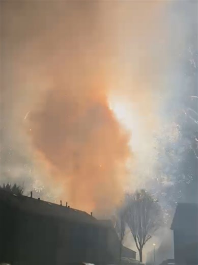 We made a local light source 😁😍 #fireworks #feuerwerk #vuurwerk #煙火 #烟花