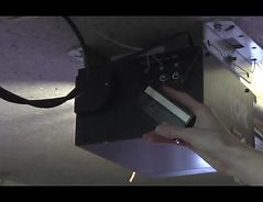 Für den Garagentoröffner die Fernbedienung programmieren - so geht's