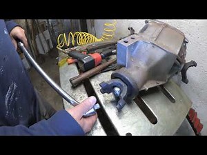Brief Overveiw of removing seals on a Dana 36 out of a Corvette.