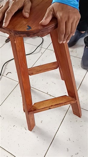 REPAIR OF SEVERELY DAMAGED CAFE CHAIRS