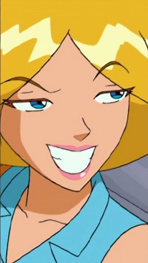 Factory Break In 🏭 | Totally Spies!