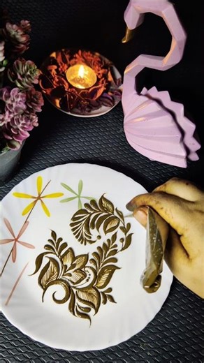 Elegant Dubai Mehndi Design | Trending Leaf & Floral Henna| दुबई मेहंदी डिजाइन 2025 #shorts #mehndi