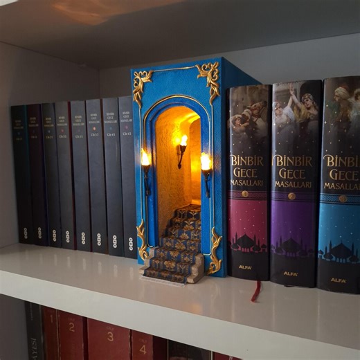 Handcrafted Arabian Nights Book Nook | Lighted Oriental Doorway Diorama | Miniature Bookshelf Insert - Etsy