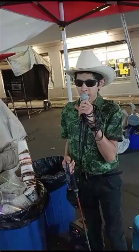 El Envidioso: Los Dos Carnales en Acción