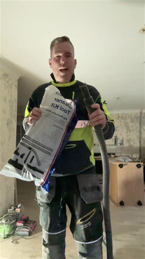 Versatile Cleaning Solutions with Adjustable Extension Tubes