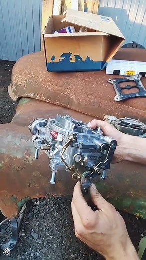 #Rockabillygarage #rockabilly #garage #edelbrock #carburetor #custom