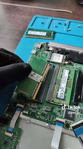 HP 15 parpadeo de pantalla aumento memoria ram 🔥 #reparacion #mantenimiento #laptop #software #hardware #controladores #drivers #intel #hp #windows #ram