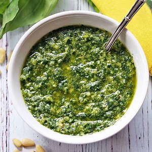 Homemade Pesto Sauce - Healthy Recipes Blog