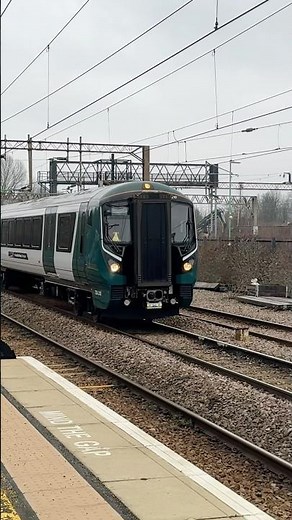 London Northwestern Class 730 (730210 & 730225) Double Header Passing Northampton | Light Move