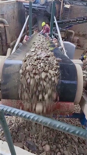 Unpacking the Alumina Journey! 🔄Ever wondered how that shiny aluminum can or sleek car part starts i