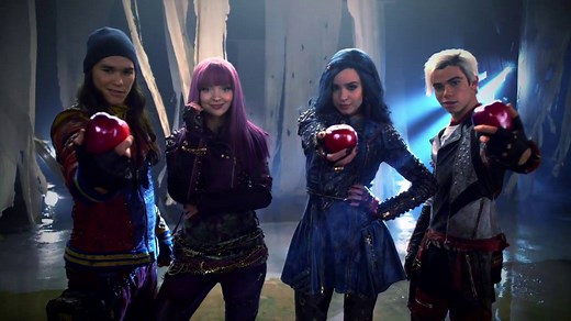 What do Maleficent, the Evil Queen, Cruella de Vil and Jafar all have in common? Their kids are coming back for #Descendants2! See the premiere Friday, July 21 on Disney Channel! | Disney Jr.