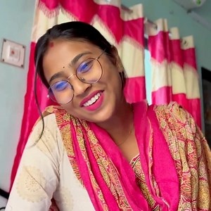 My Mom 😣Vs Other’s Mom 😍#bongposto #funny #bongcomedy #momdaughter #comedy #comedyposts #funnyvideo #chotpoti #fb #fbpost2024 #trend #trendingnow #reelsvideoシ #reels2024 #fy #foryou #foryourpage #viralvideoシ #motherdaughters #mothertime | Bong Posto