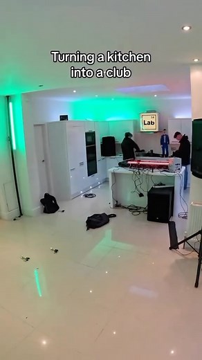 A proper kitchen setup 👨🏽‍🍳 Track ID: INIGMA - Groove Regenerator via @lab54_uk #technoparty #houseparty #technofamily | Techno Snobs