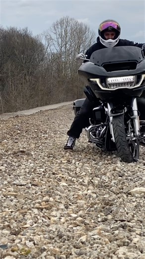 If it ain’t on the gram no one gives a damn. ⚡️ Tried to escape the wind yesterday to film some content about the @harleydavidson x @bornfreeshow build and almost got stuck up shits creek. Haha bike did great as a hill climber/rock crawler though 😂🙌🏼 | Rusty Butcher