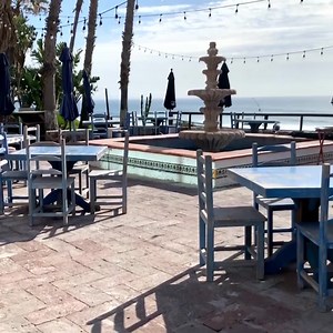 The best option to stay in Rosarito is found at Las Rocas Resort & Spa Rosarito. ☺️ ⬇️ To book click on the following link ⬇️ https://bit.ly/33ODFQr #rosarito #baja #mexico #travel #travelexperience #experiences | Las Rocas Resort & Spa Rosarito