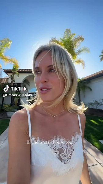 Perfect Bachelorette House Tour Experience