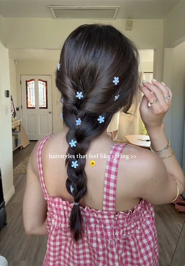 Spring Hairstyle Ideas with Flower Clips and Outfit Details