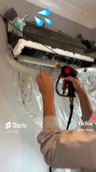 How to Properly Clean and Disinfect Ductless Systems! #hvac #hvactechnician #trades #tradesman #worklife #howto #diy #fujitsu @pipedoctor
