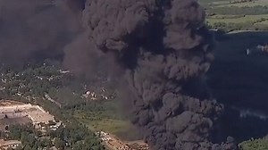 Explosion tears through chemical plant in Rockton, Illinois