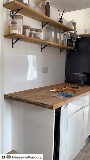 Quick DIY Kitchen Transformation! Installing a Cut-to-Size White Acrylic Splashback