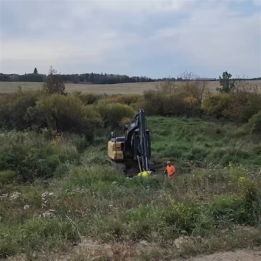 Culvert Unplug, Beavers are Crazy lol | Ostacruiser