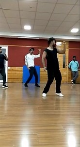 Ayushmaan Khurrana sir in the house 😍😍. . . #dance #teaching #ayushmaankhurrana #actor #bollywood #film #song #gatgag | Prince Gupta