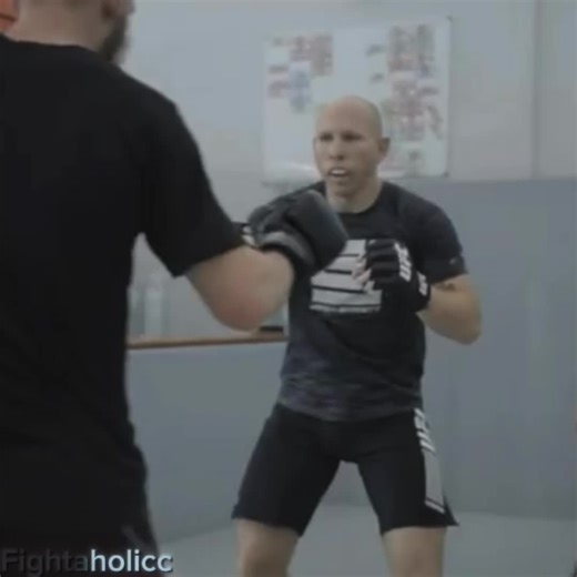 The hardest hitting 145er is sending this random to the netherrealm #fyp #knockout #ufc #fightnight #fightaholicc