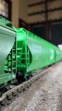N scale Burlington northern railroad model trains custom detail kato USA GE unit grain Caboose 1:160