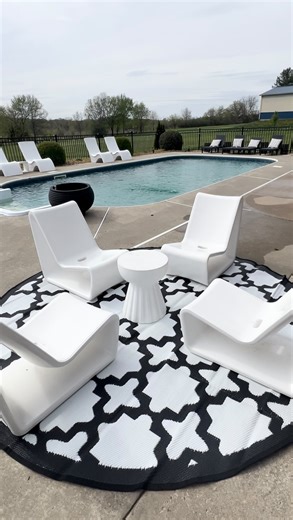 I was looking for a large outdoor area rug for my patio. I found this amazing 9ft outdoor waterproof rug for my patio area. it’s perfect to create a sitting area. It’s also waterproof if you have a pool. The best thing about this rug is the price. Only $39! Comment below and I will send you the direct link. . . #outdoorrugs #waterproofrug #outdoorlivingspaces #summervibes #patiodecor | Gilla Leigh Home Designs