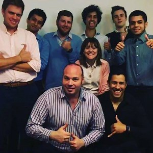 ¡Bienvenidos! 🤗 . Ellos también se suman hoy a #Deloitte para desarrollar sus metas y generar impactos que trasciendan💪🏼. Van a formar parte de nuestros equipos de Consulting, Risk Advisory y Tax & Legal 🎉🎉. . ¡Éxitos en esta etapa! 🤩 . #LunesDeIngresos #LifeAtDeloitte #SumaConocimiento #SumaTuImpacto #TuCarreraEnDeloitte #Profesionales #Deloitte #DeloitteAr | Deloitte