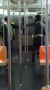“Stay where you’re at!” A retired member of the NYPD draws his gun after a man threatens him with a wooden baseball bat on a New York City subway during a tense standoff caught on camera. https://abcn.ws/2Y4o0oy | ABC News