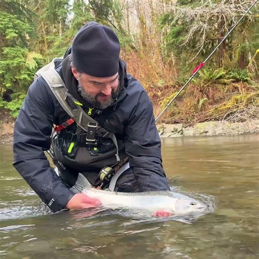 THIS Is the Feeling You Chase (Fly Fishing for Steelhead)