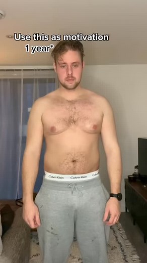 DANNY SMITH | LIFESTYLE TRANSFORMATION COACH on Instagram: "After surgery in 2021, I could’ve left it. Instead, I rebuilt. This transformation is proof: consistency > excuses. Thought I’d share this again to get you motivated. Drop a 🫡 if you’re working on your own comeback. #explore #fitnessmotivation #bodybuilding #transformation #shredded #surgery #fitfam #muscle #fitjourney #physiqueupdate #discipline #gymmotivation"