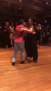 4.2M views · 38K reactions | O Samba de Gafieira é a minha paixão... E no meu aniversário o maior presente foi celebrar minha vida dançando na Cachanga do Malandro (Amo esse lugar, o reduto da Gafieira). Obrigado a todos os dancarinos que dividiram essa dança comigo! | Preta Nascimento | Facebook