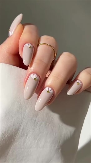 Nail tutorial for you 💖 Easy, quick and super trendy 🔥 💅🏾 #nailtrends #nail #nailart #nailtutorial #nailsartvideos