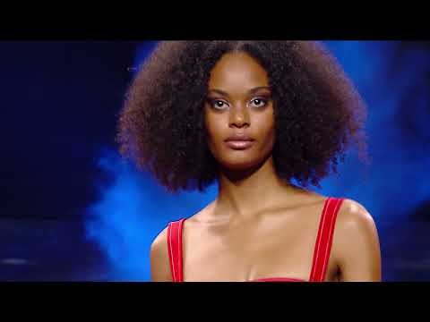 OYE colección Primavera Verano 2022 - Vídeo completo desfile Moda Cálida