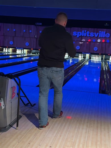 Andrew had interesting form so.... we all had to try it #funny #fyp #trending #officehumour #servicemasterrestoreofniagara