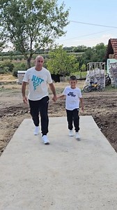 531K views · 28K reactions | Da se podsetimo Stefijevog useljenja u novu kuću. Hajde svi jedno srce za ovog malog heroja ♥️♥️ | Zajedno Mozemo Marko Nikolic | Facebook