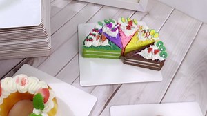 Lallisa 100 Pcs Square Cake Boards 6 Inches Disposable Cake Base Sturdy Grease Proof Stands Cardboard Trays Pad for Pizza Desserts Food Decorating Plate Baking Party Supplies(White)