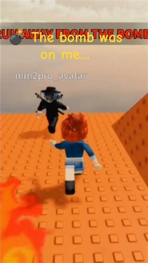 The bomb was on me… I had to run fast! 😱# passthebomb#roblox