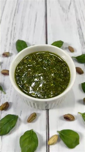 5-Minute Pistachio Pesto You’ll Want to Put on Everything