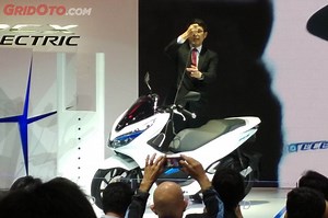 Honda Bakal Luncurkan PCX EV di Indonesia? Ini Kata AHM - Gridoto